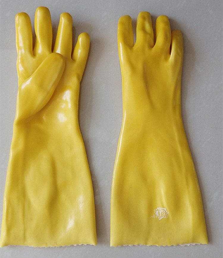 长款黄浸塑手套